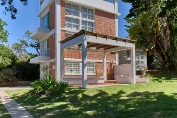 Portada casas #4702 - Rocha