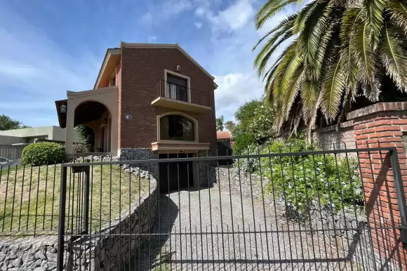 Portada casas #4769 - Colonia