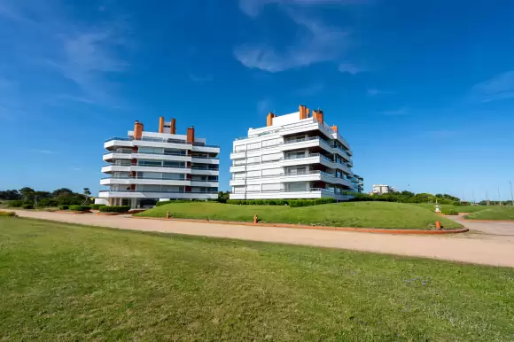 Portada departamentos #4457 - Punta del Este