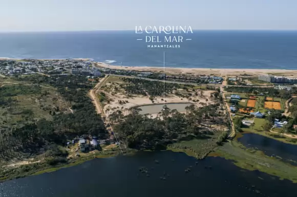 Frente de casa en venta